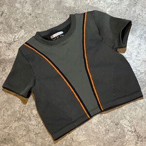 Forever 21 Ribbed Workout Crop Top